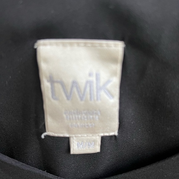 Twik (Simon’s) spaghetti strap tank - Picture 2 of 2